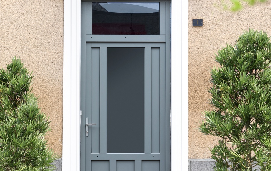 Notre gamme de porte d'entrée en BOIS CLASSIQUE et CREATIVE CONTEMPORAINE à ORADOUR SUR GLANE