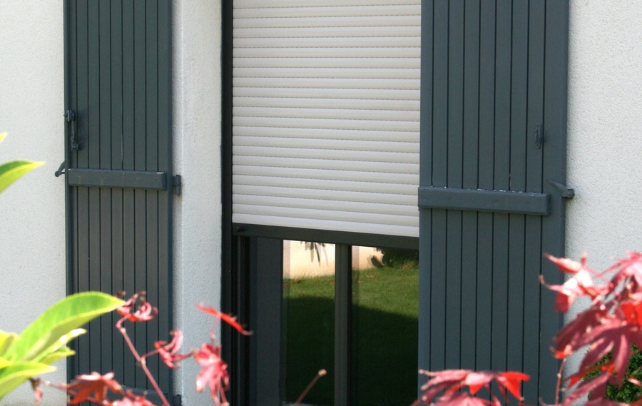 Volets battants roulants et occultants à Oradour sur Glane